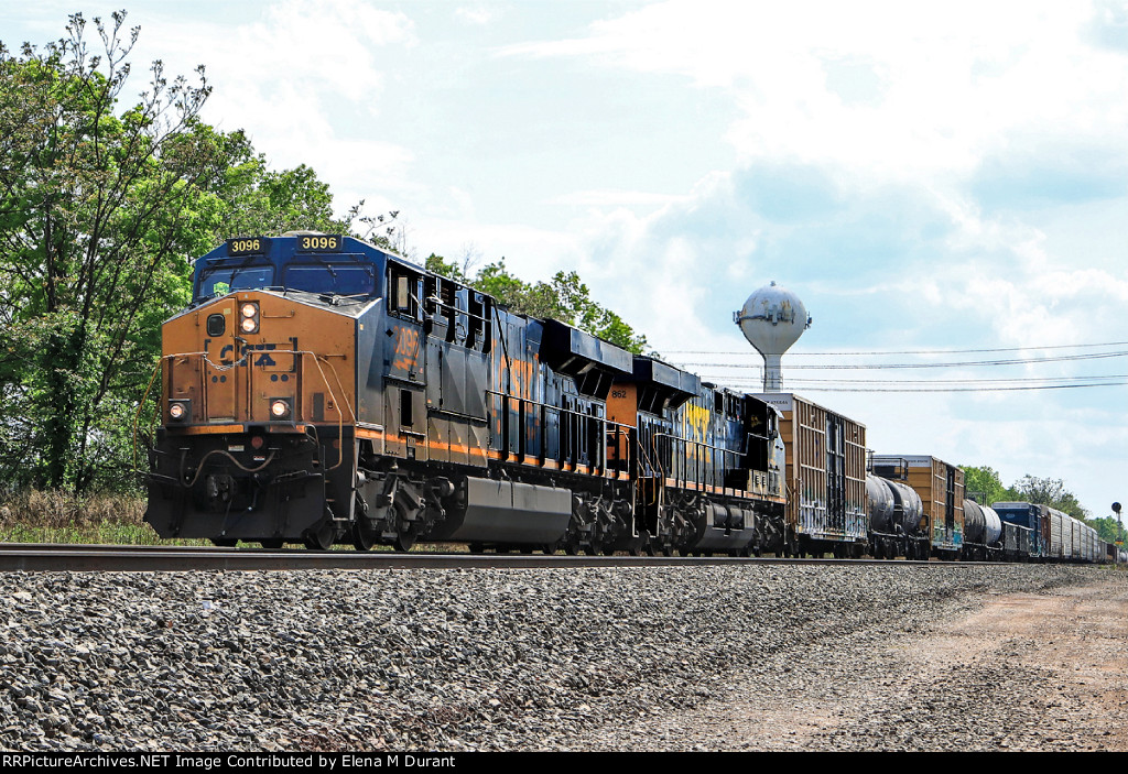CSX 3096 on M-410